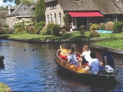 Authentic Giethoorn Boats